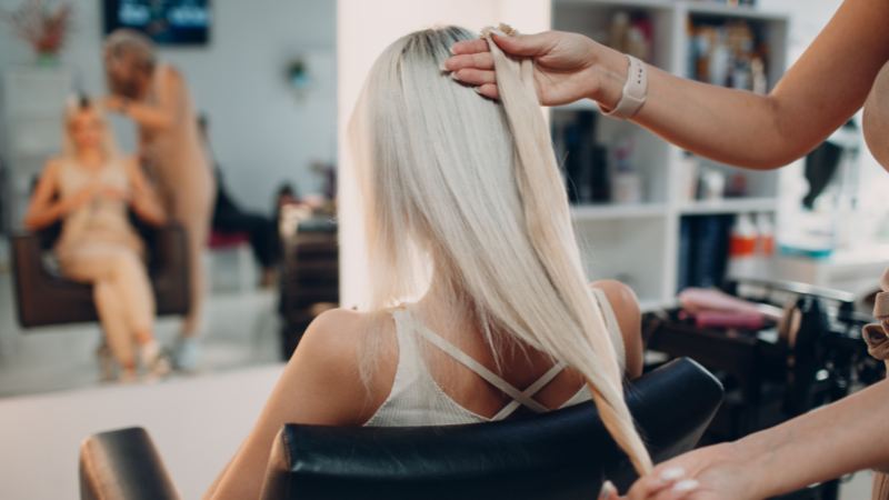 How To Style Clip In Hair Extensions: 10 Best Techniques 3 how to style clip in hair extensions