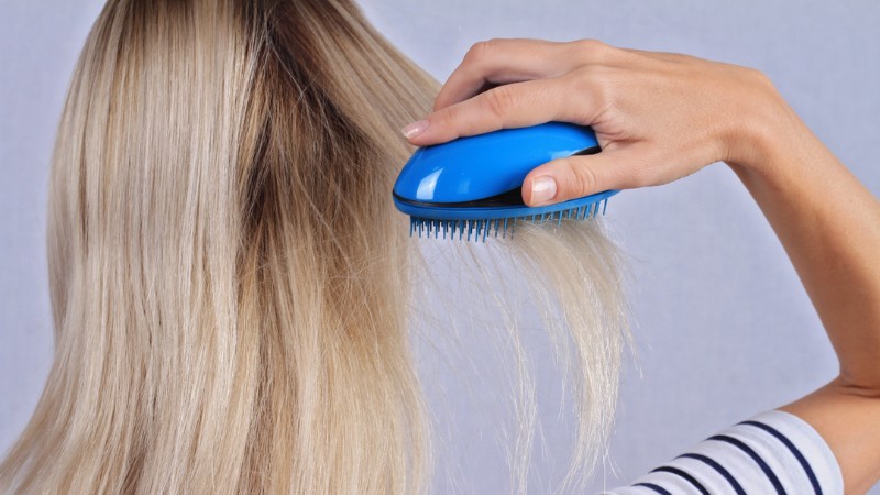 Thick Hair vs Thin Hair: 10 Shocking Differences 14 thick hair vs thin hair