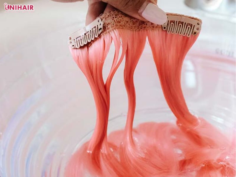 Can You Dye Clip In Hair Extensions? Safe & Easy Guide 3 Can you dye clip in hair extensions?